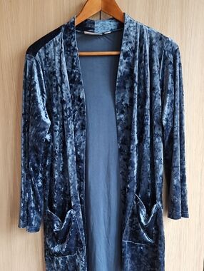 Creshed Velvet Blue Topper